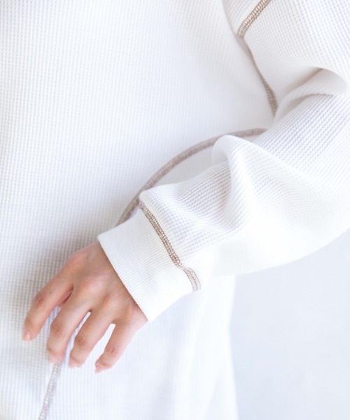 Mysa&Liina(ミーサリーナ)の「ステッチ入りワッフルデザインプルオーバー(Tシャツ/カットソー・レディース・ブラック/オフホワイト・M)」の10枚目の写真