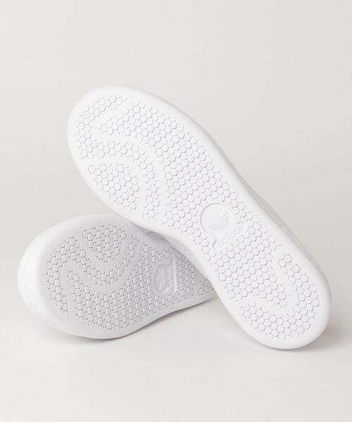 adidas Originals(アディダスオリジナルス)の「adidas Originals/アディダス オリジナルス STAN SMITH W/スタンスミス ウィメンズ(スニーカー・レディース・ホワイト×ピンク・25cm/24.5cm/23.5cm/23cm/24cm)」の2枚目の写真