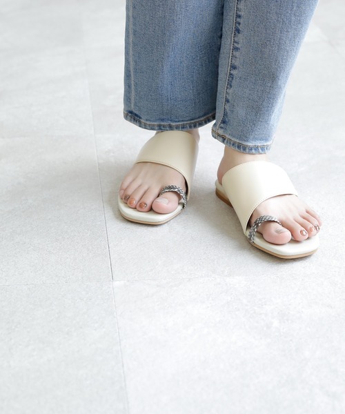 chocolates（チョコラテス）の「フラットトングサンダル【日本製】（サンダル・レディース・ブラック/ダークブラウン/クリーム/ホワイト・LL/S/M/L）」の16枚目の写真