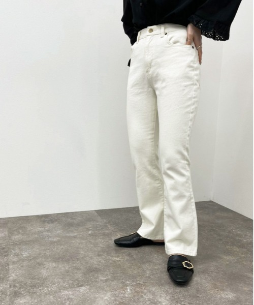 apres jour mignon（アプレジュールミニョン）の「バックレースアップデニムパンツ【ZOZOTOWN限定アイテム】（デニムパンツ・レディース・ベージュ/ブラック/グレー系その他/ホワイト系その他・X-LARGE/SMALL/MEDIUM/LARGE）」の5枚目の写真