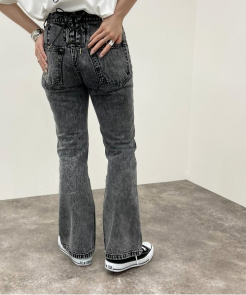 apres jour mignon（アプレジュールミニョン）の「バックレースアップデニムパンツ【ZOZOTOWN限定アイテム】（デニムパンツ・レディース・ベージュ/ブラック/グレー系その他/ホワイト系その他・X-LARGE/SMALL/MEDIUM/LARGE）」の10枚目の写真