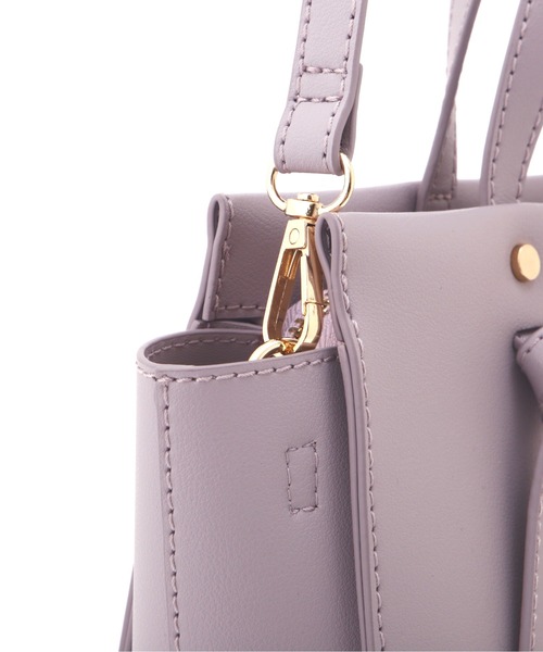 NATURAL BEAUTY BASIC（ナチュラルビューティーベーシック）の「ノットハンドルミニトート（トートバッグ・レディース・ホワイト/ベージュ/ラベンダー・ﾌﾘ-）」の13枚目の写真
