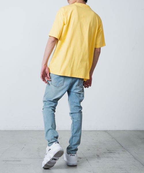 WEGO（ウィゴー）の「WEGO/ドロップショルダーカラー半袖Tシャツ（Tシャツ/カットソー・メンズ・ホワイト/ライトイエロー/イエロー/オレンジ/サックスブルー/ベージュ/ダークグリーン/イエロー系その他/レッド/ブルー/パープル/ブラック/ワイン・SMALL/MEDIUM/LARGE/XX-LARGE/X-LARGE）」の17枚目の写真