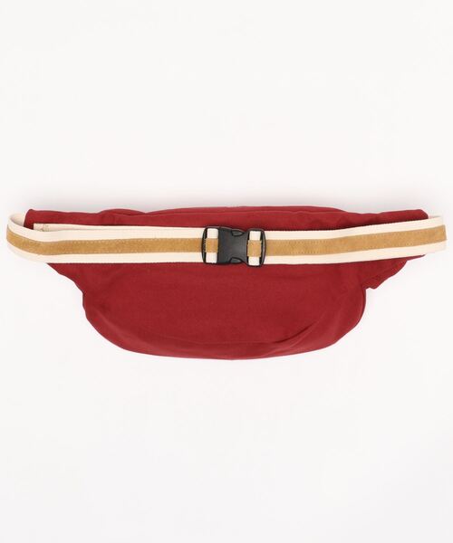 SNOOPY×OLD BETTY'S(スヌーピーカケルオールドベティーズ)の「SNOOPY Canvas×Suede Waist Bag(SURF BOARD)(ボディバッグ/ウエストポーチ・レディース・マスタード/オレンジ/グリーン/ネイビー/ボルドー/ベージュ/スミクロ/ブラウン・FREE)」の15枚目の写真