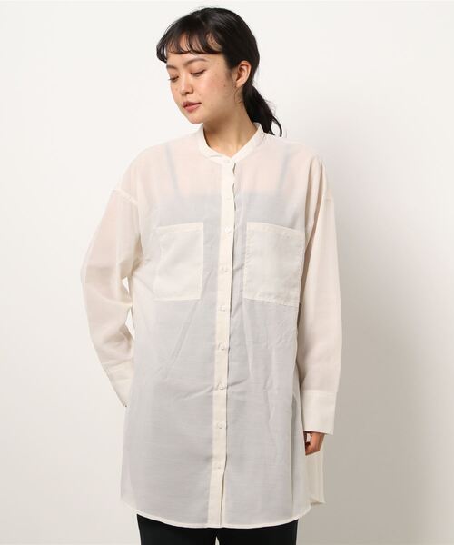 Te chichi(テチチ)の「シアーバンドカラーシャツ(シャツ/ブラウス・レディース・ネイビー/オフホワイト/グリーン・フリ-)」の2枚目の写真