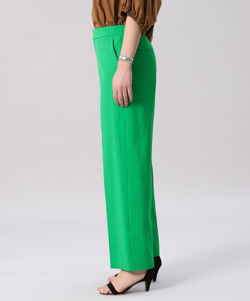 INED（イネド）の「センタープレスセミワイドパンツ（その他パンツ・レディース・ベージュ/オフホワイト/グリーン/ダークネイビー・9号/7号/11号）」の6枚目の写真