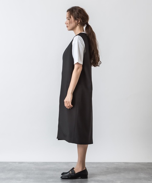 ALLUMER(アリュメール)の「コットンレーヨンロングジレ(ベスト・レディース・ブラック/ベージュ/ネイビー・1)」の9枚目の写真