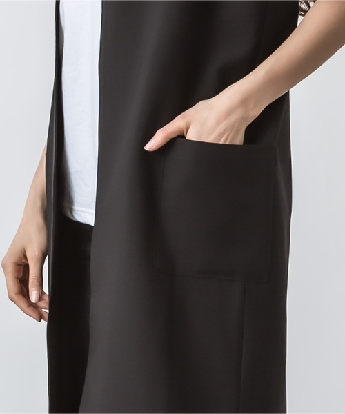 ALLUMER(アリュメール)の「コットンレーヨンロングジレ(ベスト・レディース・ブラック/ベージュ/ネイビー・1)」の15枚目の写真