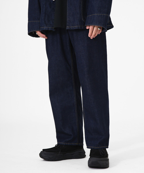 marka（マーカ）の「marka / マーカ：COCOON FIT JEANS - 12oz cotton denim -：M21C-01PT01C[COR]（デニムパンツ・メンズ・ブラック/インディゴブルー/チャコールグレー・1/2/3）」の17枚目の写真