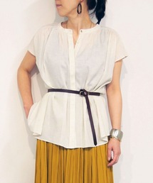 NICOLE white | スタンドギャザーブラウス(シャツ/ブラウス)