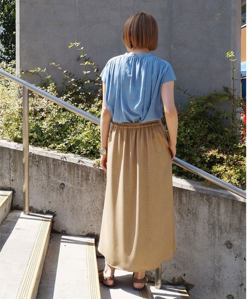 NICOLE white（ニコルホワイト）の「スタンドギャザーブラウス（シャツ/ブラウス・レディース・オフホワイト/サックスブルー/ライトグレー・FREE）」の19枚目の写真