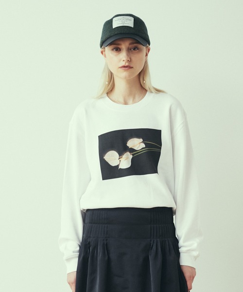 LAYMEE（レイミー）の「Tailflower sweat CS / テイルフラワースウェットカットソー（Tシャツ/カットソー・レディース・ホワイト/ブラック/サンドベージュ・FREE）」の5枚目の写真