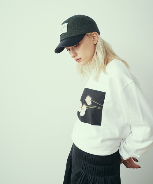 LAYMEE（レイミー）の「Tailflower sweat CS / テイルフラワースウェットカットソー（Tシャツ/カットソー・レディース・ホワイト/ブラック/サンドベージュ・FREE）」の14枚目の写真