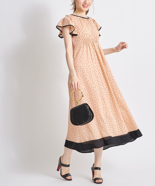 tocco closet(トッコ クローゼット)の「後ろリボン付き配色切り替えドットワンピース(ワンピース・レディース・ブラック/ピンクベージュ/オフホワイト・M)」の8枚目の写真