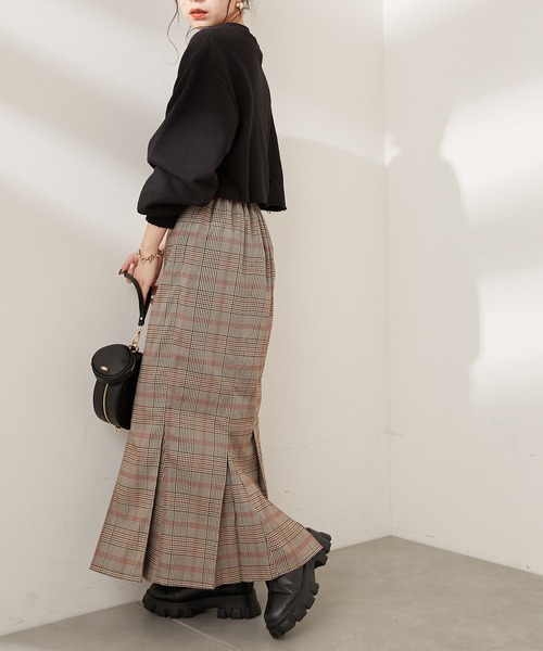 Chico（チコ）の「【新色追加】短丈ダメージロゴスウェット（スウェット・レディース・グレー/アイボリー/グリーン/ブラック/ブラウン・FREE）」の13枚目の写真