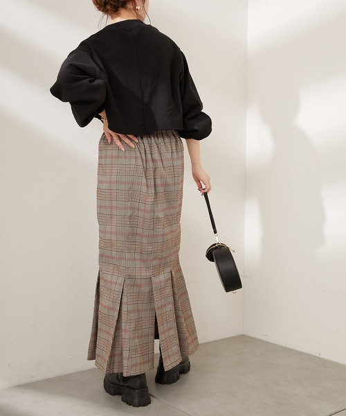 Chico（チコ）の「【新色追加】短丈ダメージロゴスウェット（スウェット・レディース・グレー/アイボリー/グリーン/ブラック/ブラウン・FREE）」の14枚目の写真