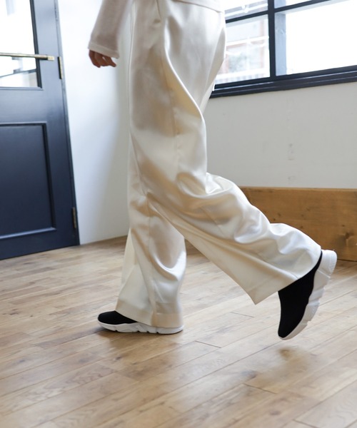 SESTO（セスト）の「スポーティースニーカーソックスブーツ（ブーツ・レディース・ブラック/アイボリー/シルバー・LL/3L/S/M/L）」の18枚目の写真