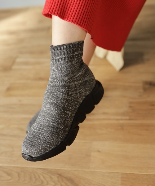 SESTO（セスト）の「スポーティースニーカーソックスブーツ（ブーツ・レディース・ブラック/アイボリー/シルバー・LL/3L/S/M/L）」の5枚目の写真