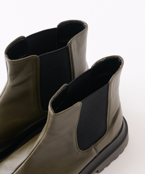 WHO'S WHO gallery（フーズフーギャラリー）の「チェルシーブーツ（ブーツ・レディース・ブラック/カーキ・MEDIUM/LARGE）」の17枚目の写真