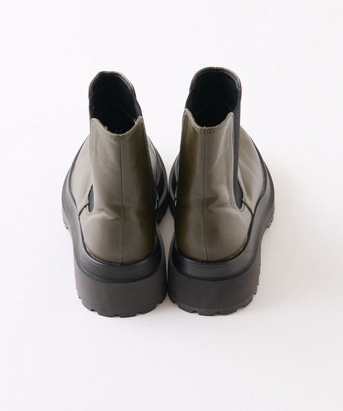 WHO'S WHO gallery（フーズフーギャラリー）の「チェルシーブーツ（ブーツ・レディース・ブラック/カーキ・MEDIUM/LARGE）」の9枚目の写真