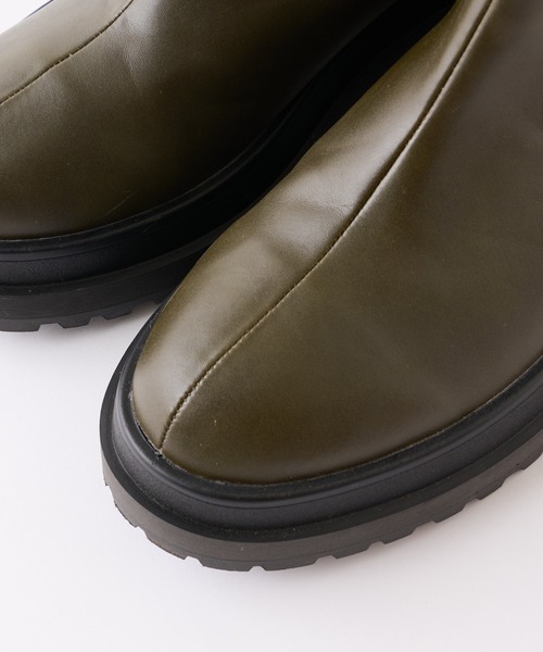 WHO'S WHO gallery（フーズフーギャラリー）の「チェルシーブーツ（ブーツ・レディース・ブラック/カーキ・MEDIUM/LARGE）」の12枚目の写真