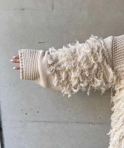 CAPRICIEUX LE'MAGE(カプリシューレマージュ)の「フリンジカーディガン(カーディガン/ボレロ・レディース・アイボリー/ブラック/グリーン・FREE)」の8枚目の写真