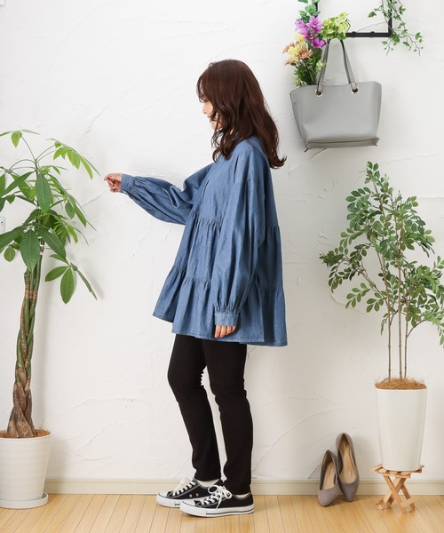 NAVY(ネイビー)の「オーガニックコットン ティアードブラウス 長袖シャツ(シャツ/ブラウス・レディース・ホワイト/ダークブルー/ライトインディゴブルー・フリー)」の7枚目の写真