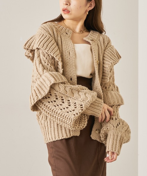 Chico(チコ)の「ローゲージフリルニット2wayカーディガン(カーディガン/ボレロ・レディース・ブラック/ブラウン/アイボリー/ライトベージュ・FREE)」の6枚目の写真