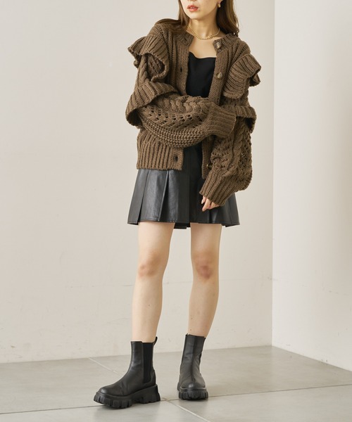 Chico(チコ)の「ローゲージフリルニット2wayカーディガン(カーディガン/ボレロ・レディース・ブラック/ブラウン/アイボリー/ライトベージュ・FREE)」の21枚目の写真