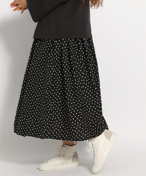 ichi（イチ）の「【ichi(イチ)】ランダムドットスカート（スカート・レディース・ブラック/カーキ・FREE）」の2枚目の写真