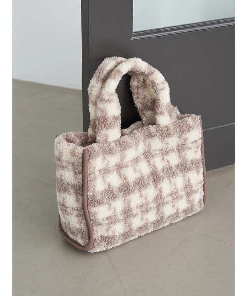 earth music&ecology（アースミュージックアンドエコロジー）の「チェックファートート（トートバッグ・レディース・ベージュ/グレー/ピンク・FREE）」の14枚目の写真