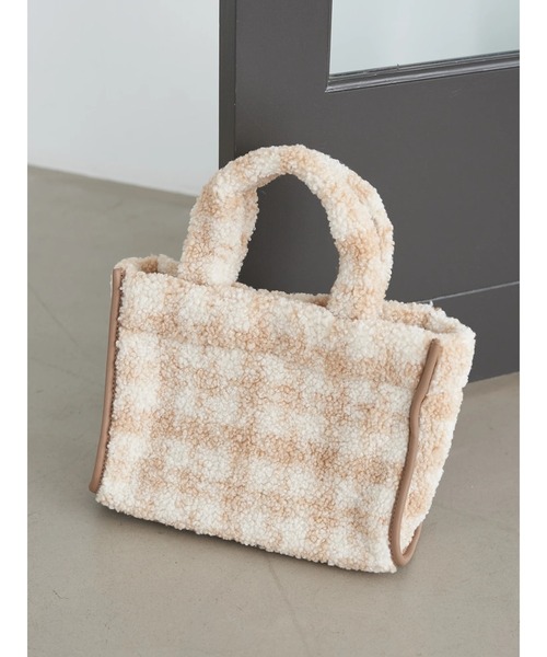 earth music&ecology（アースミュージックアンドエコロジー）の「チェックファートート（トートバッグ・レディース・ベージュ/グレー/ピンク・FREE）」の8枚目の写真