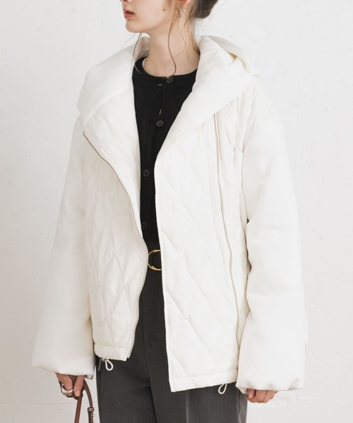 UR Lab.(アーバンリサーチラボ)の「フード切り替えブルゾン(ブルゾン・レディース・オフホワイト/ブラック/ライトベージュ・FREE)」の16枚目の写真