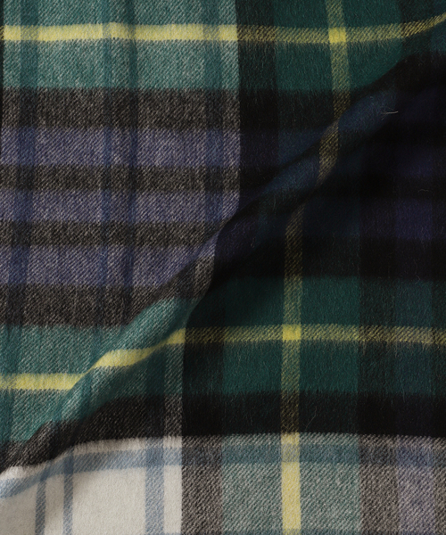 Simplicite（サンプリシテ）の「チェックストール◆（マフラー・レディース・ベージュ/ネイビー/ブラウン・FREE）」の22枚目の写真