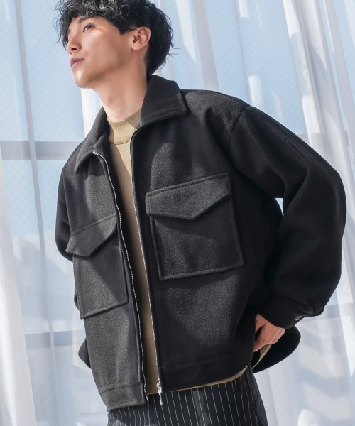 SIDEWAY STANCE(サイドウェイスタンス)の「【SIDEWAY STANCE】テックメルトン A‐2ライク スイングトップ(ブルゾン・メンズ・オリーブ/グレイッシュブルー/クリーム/ブラック・X-LARGE/MEDIUM/LARGE)」の2枚目の写真