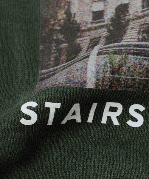 GLAZOS（グラソス）の「裏起毛・ドロップショルダーバックフォトプリントトレーナー（スウェット・キッズ・グリーン/ブラック/ベージュ・140cm/160cm/150cm/130cm/170cm）」の10枚目の写真