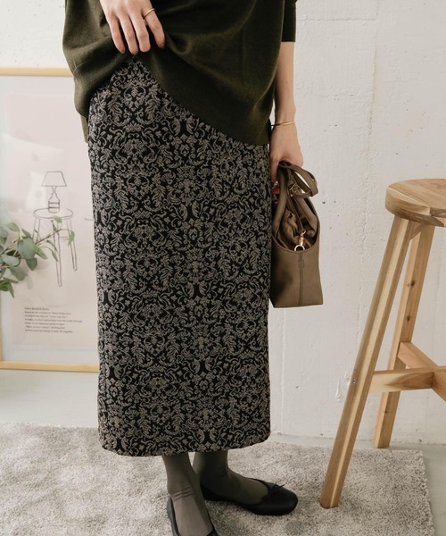 URBAN RESEARCH DOORS(アーバンリサーチドアーズ)の「ジャガードストレートスカート(スカート・レディース・ブラック系その他/オレンジ系その他・38/36)」の3枚目の写真