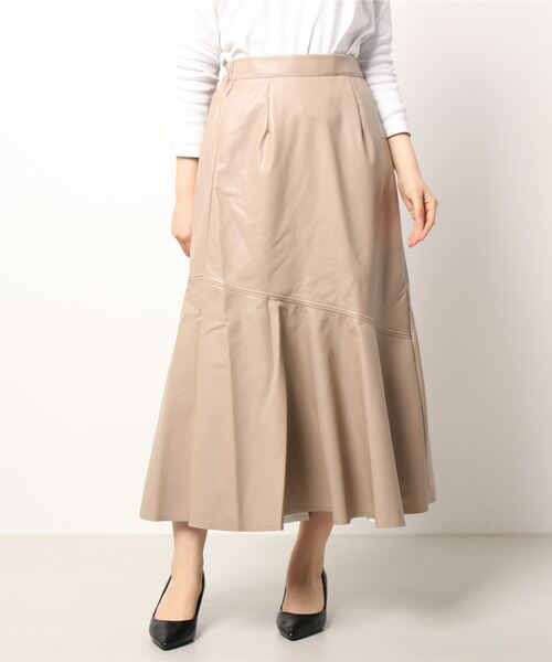 ELENCARE DUE（エレンカーレデュエ）の「・ELENCARE DUE 合皮マーメイドスカート＊（スカート・レディース・ブラック/ベージュ/グリーン/ボルドー・FREE）」の20枚目の写真