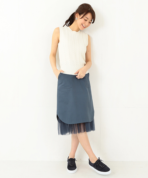 Ray BEAMS（レイビームス）の「Ray BEAMS / チュールレイヤー ミリタリースカート（スカート・レディース・オリーブ/ブルー・0/1）」の3枚目の写真