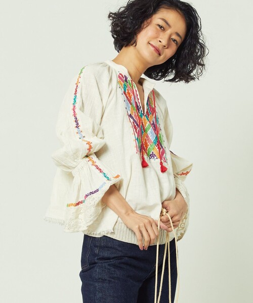 freada 刺繍ブラウス　6月末削除します freada 刺繍ブラウス 6月末削除します - メルカリ