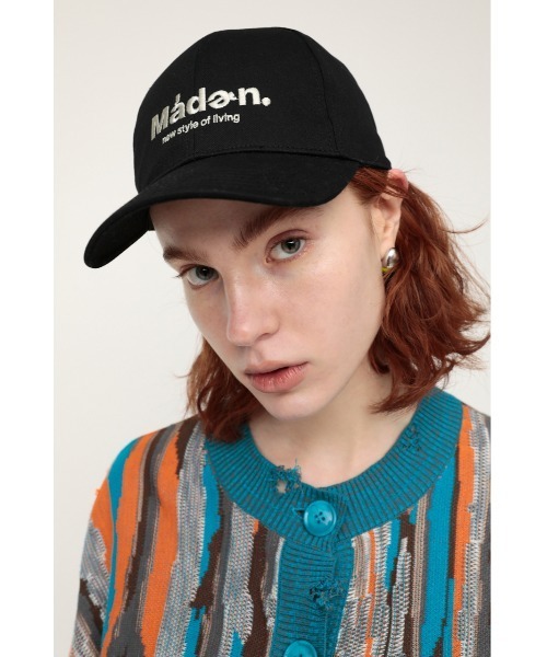 SLY(スライ)の「EMBROIDERY LOGO CAP エンブロイダリー ロゴ キャップ(キャップ・レディース・ブラック/イエロー・FREE)」の2枚目の写真