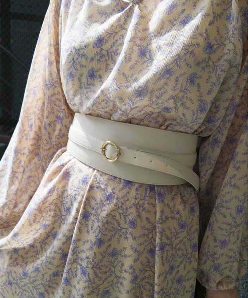 KATHARINE ROSS(キャサリンロス)の「【KATHARINE ROSS】ダブル巻きデザイン太ベルト 90mm幅 WEB限定(ベルト・レディース・ブラック/アイボリー/キャメル・MEDIUM)」の2枚目の写真