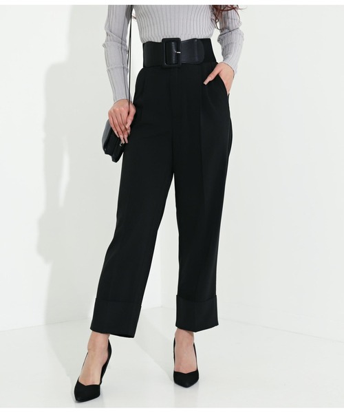 LATINA(ラティーナ)の「センタータックロールアップヘムパンツ(その他パンツ・レディース・ピンク/カーキ/ブラック・FREE)」の1枚目の写真