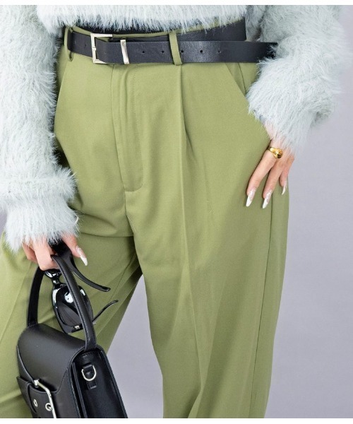 LATINA(ラティーナ)の「センタータックロールアップヘムパンツ(その他パンツ・レディース・ピンク/カーキ/ブラック・FREE)」の6枚目の写真