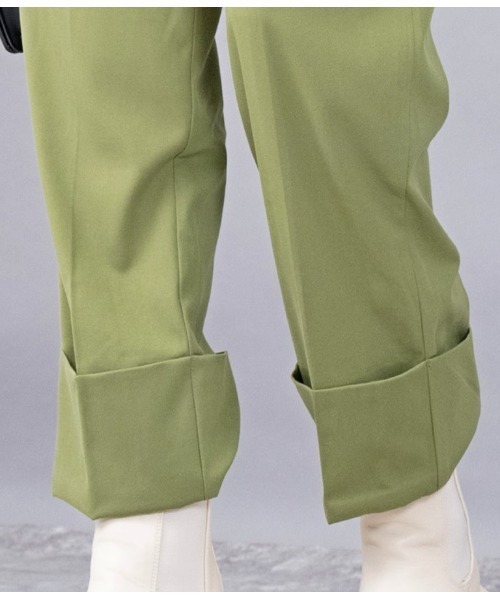 LATINA(ラティーナ)の「センタータックロールアップヘムパンツ(その他パンツ・レディース・ピンク/カーキ/ブラック・FREE)」の7枚目の写真