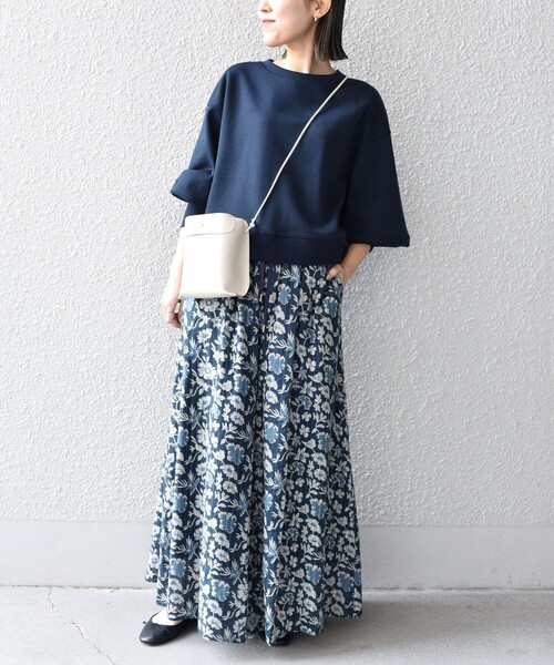 SHIPS（シップス）の「*【SHIPS別注】〈手洗い可能〉UHURUプリントワイドパンツ◇（その他パンツ・レディース・ライトブラウン/ダークグリーン/ネイビー/ダークグレー/ブラウン系その他/ブラウン系・SMALL/MEDIUM）」の9枚目の写真