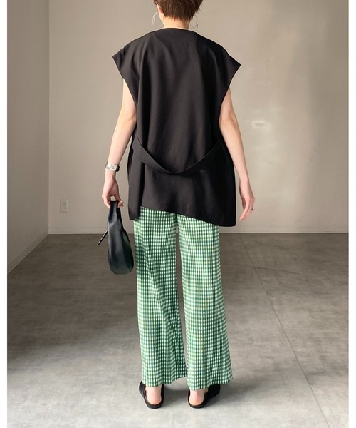 She's Closet（シーズクローゼット）の「フェイクレザー半月型ミニワンハンドルバッグ（ハンドバッグ・レディース・ホワイト/ブラック/ブラウン/グリーン/アイボリー・FREE）」の18枚目の写真