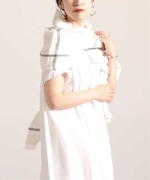 VERMEIL par iena（ヴェルメイユパーイエナ）の「【PLAIDIE/プレディ】 リネン Stole ホワイト（ストール/ショール・レディース・ホワイト・FREE）」の9枚目の写真