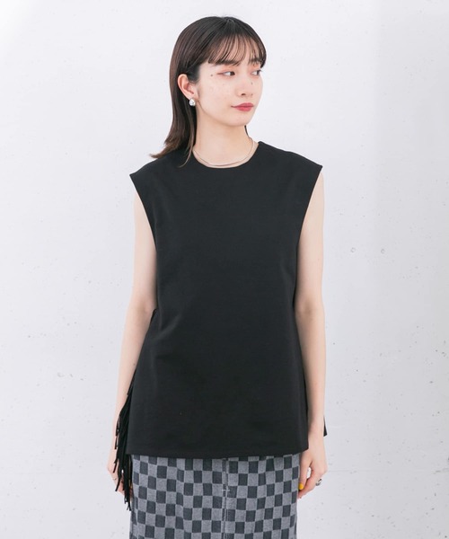 KBF（ケイビーエフ）の「フリンジトップス（Tシャツ/カットソー・レディース・ブラック/アイボリー・ONE）」の12枚目の写真