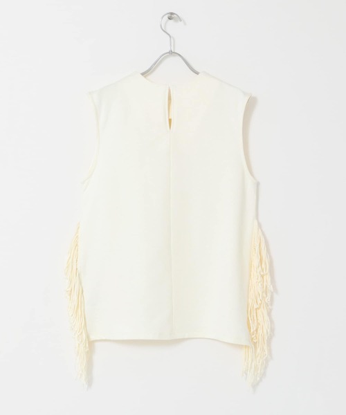 KBF（ケイビーエフ）の「フリンジトップス（Tシャツ/カットソー・レディース・ブラック/アイボリー・ONE）」の3枚目の写真